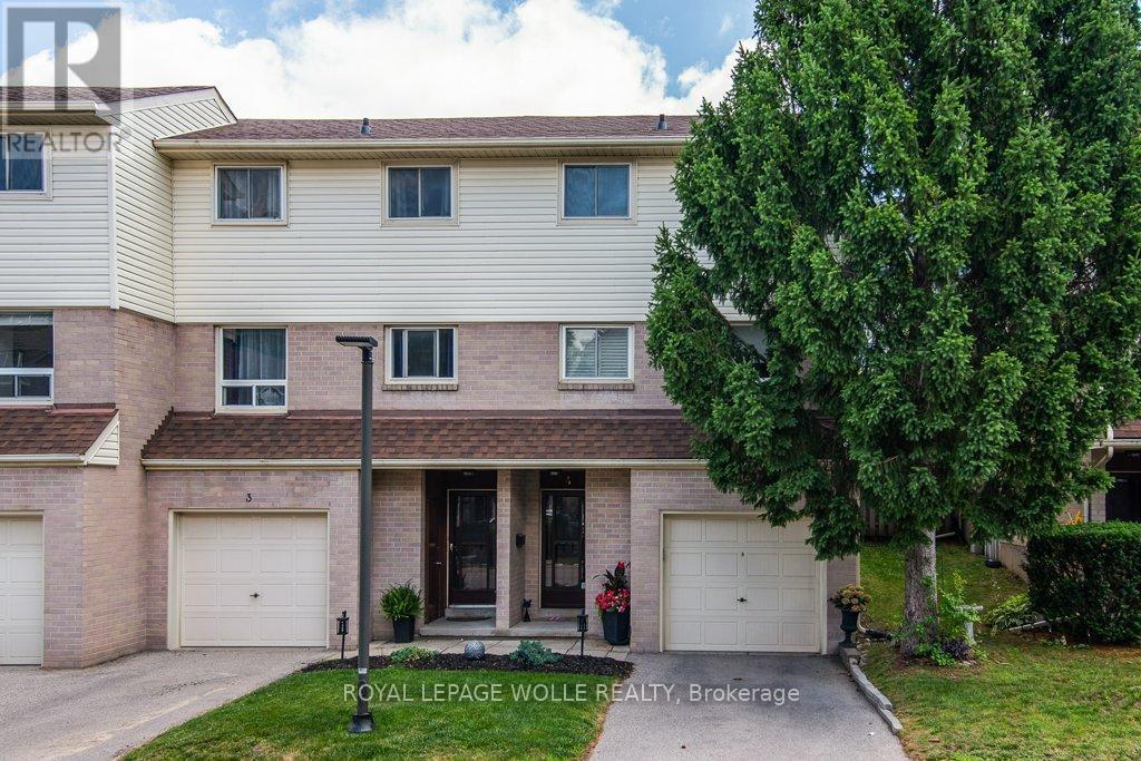 












3 - 634 STRASBURG ROAD

,
Kitchener,




Ontario
N2E2G8

