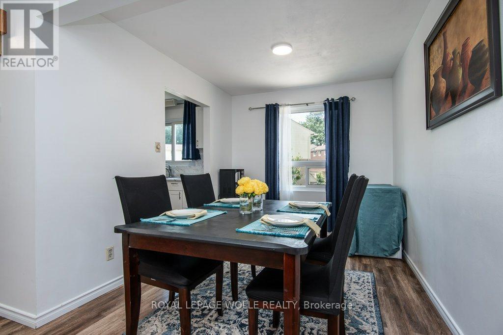 












3 - 634 STRASBURG ROAD

,
Kitchener,




Ontario
N2E2G8

