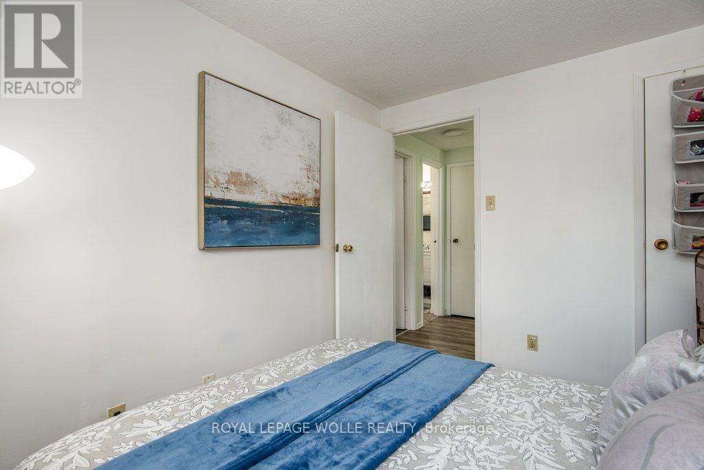 












3 - 634 STRASBURG ROAD

,
Kitchener,




Ontario
N2E2G8

