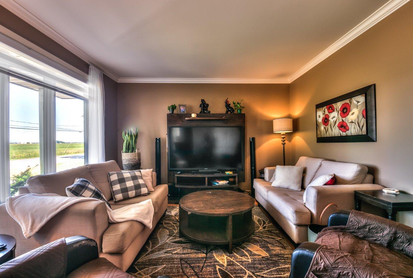 









1237


Ch. du Clocher

,
Saint-Jean-sur-Richelieu,




QC
J2Y1A4

