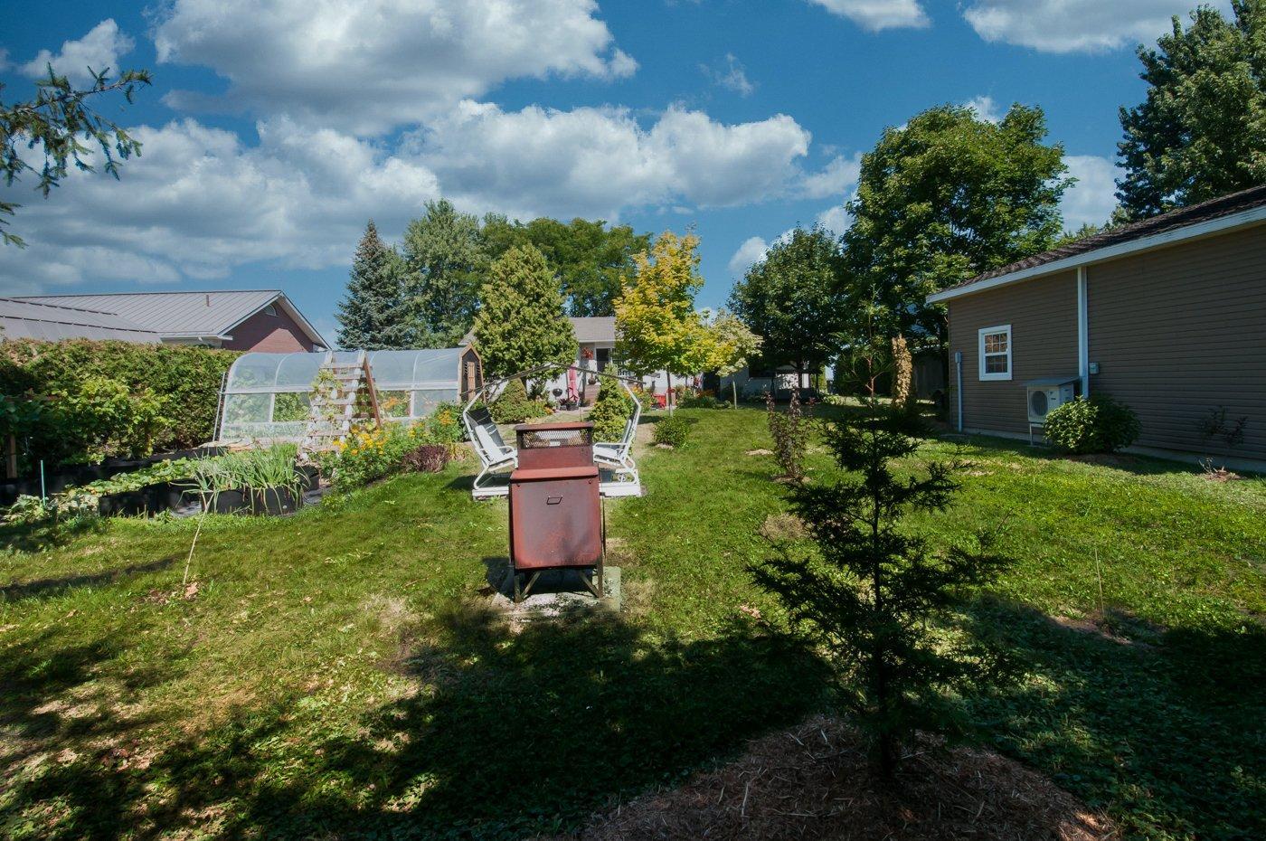 









1237


Ch. du Clocher

,
Saint-Jean-sur-Richelieu,




QC
J2Y1A4

