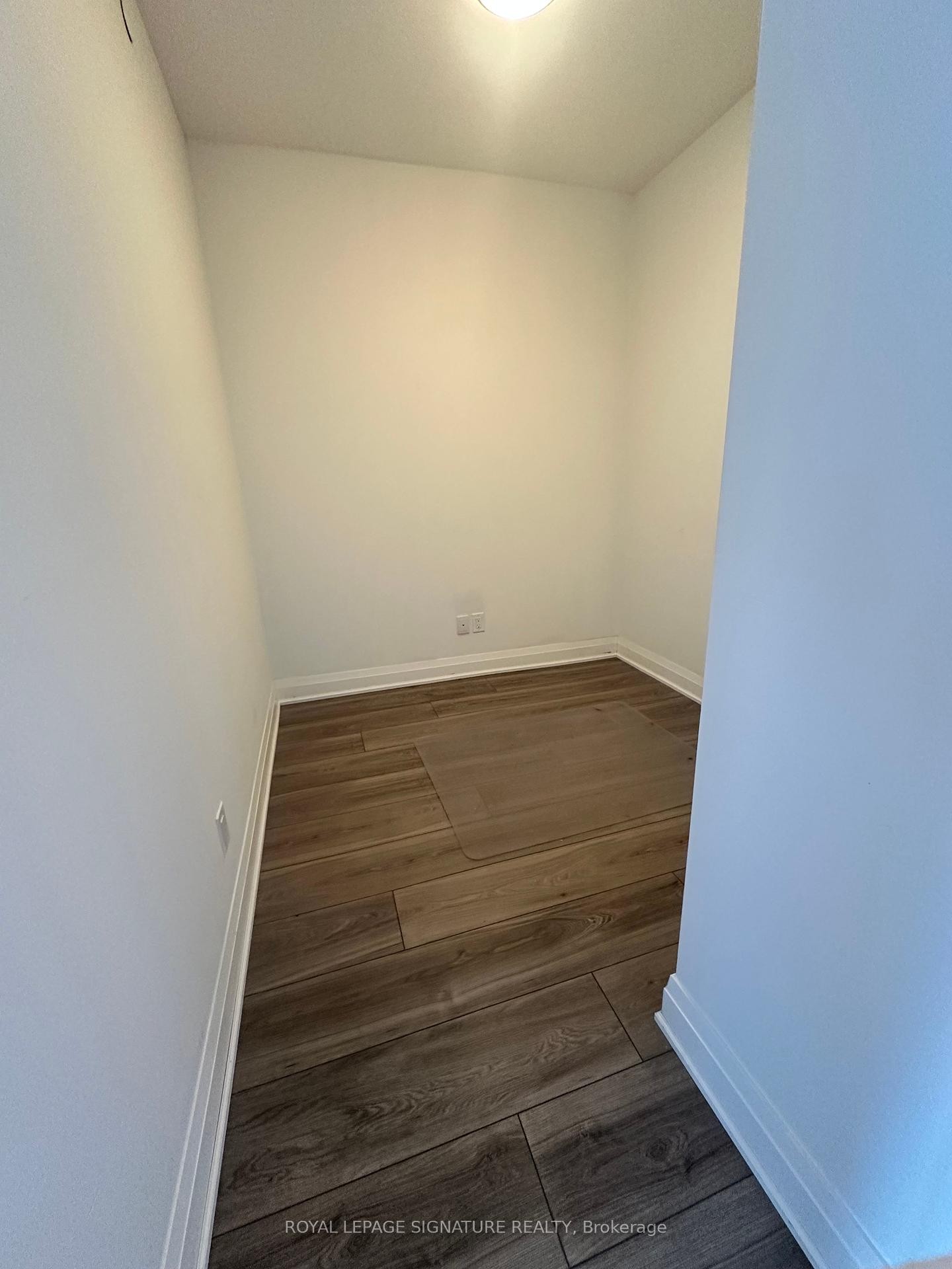 









36


Park Lawn

Road, 3102,
Toronto,




ON
M8V 0E5

