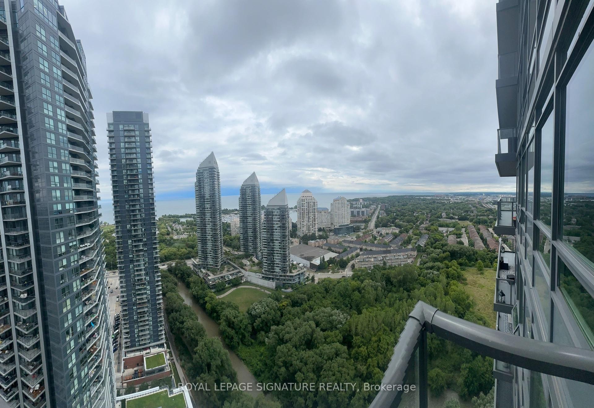 









36


Park Lawn

Road, 3102,
Toronto,




ON
M8V 0E5

