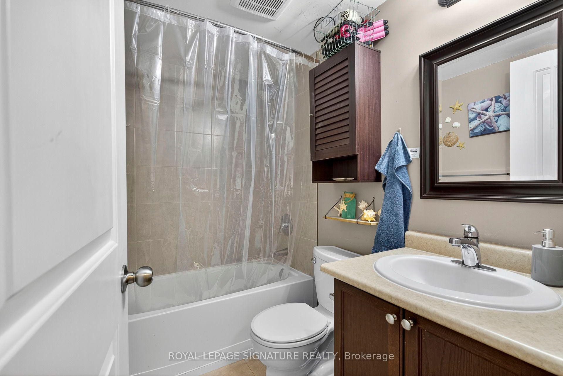 









214


Celina

Street,
Oshawa,




ON
L1H 4N6

