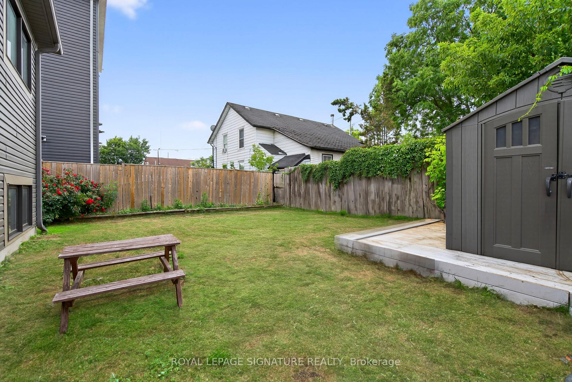 









214


Celina

Street,
Oshawa,




ON
L1H 4N6

