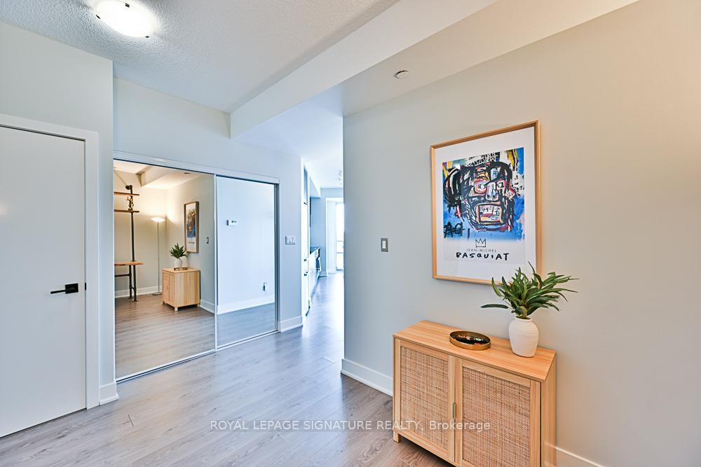 









99


The Donway

N/A West, 825,
Toronto,




ON
M3C 0N8

