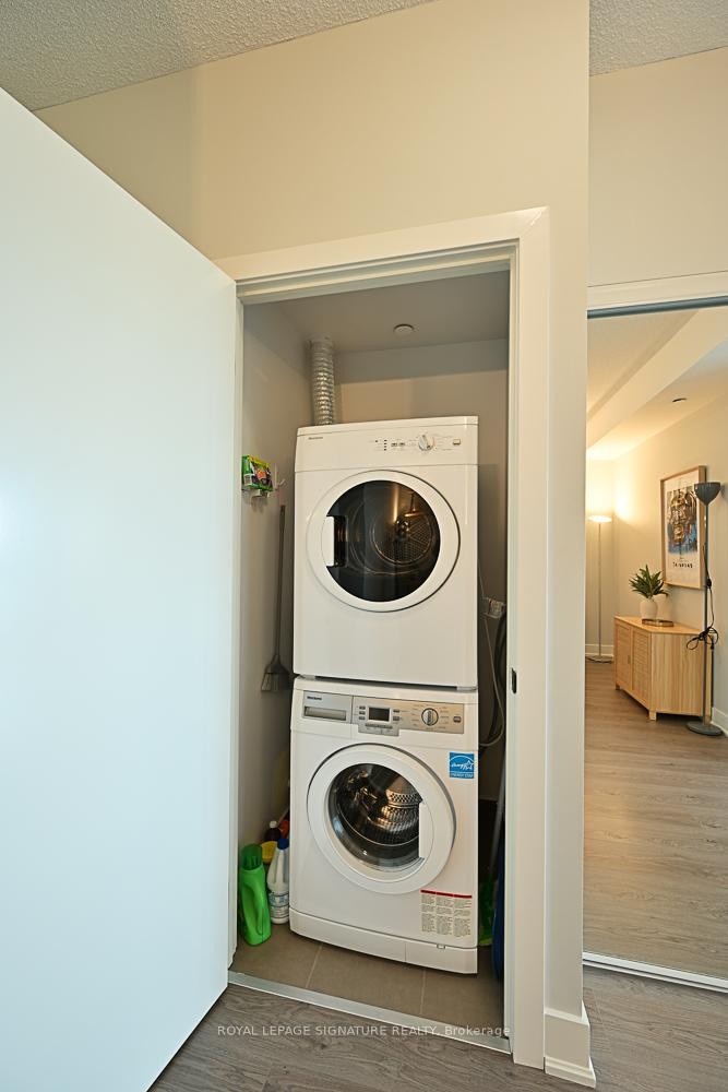 









99


The Donway

N/A West, 825,
Toronto,




ON
M3C 0N8

