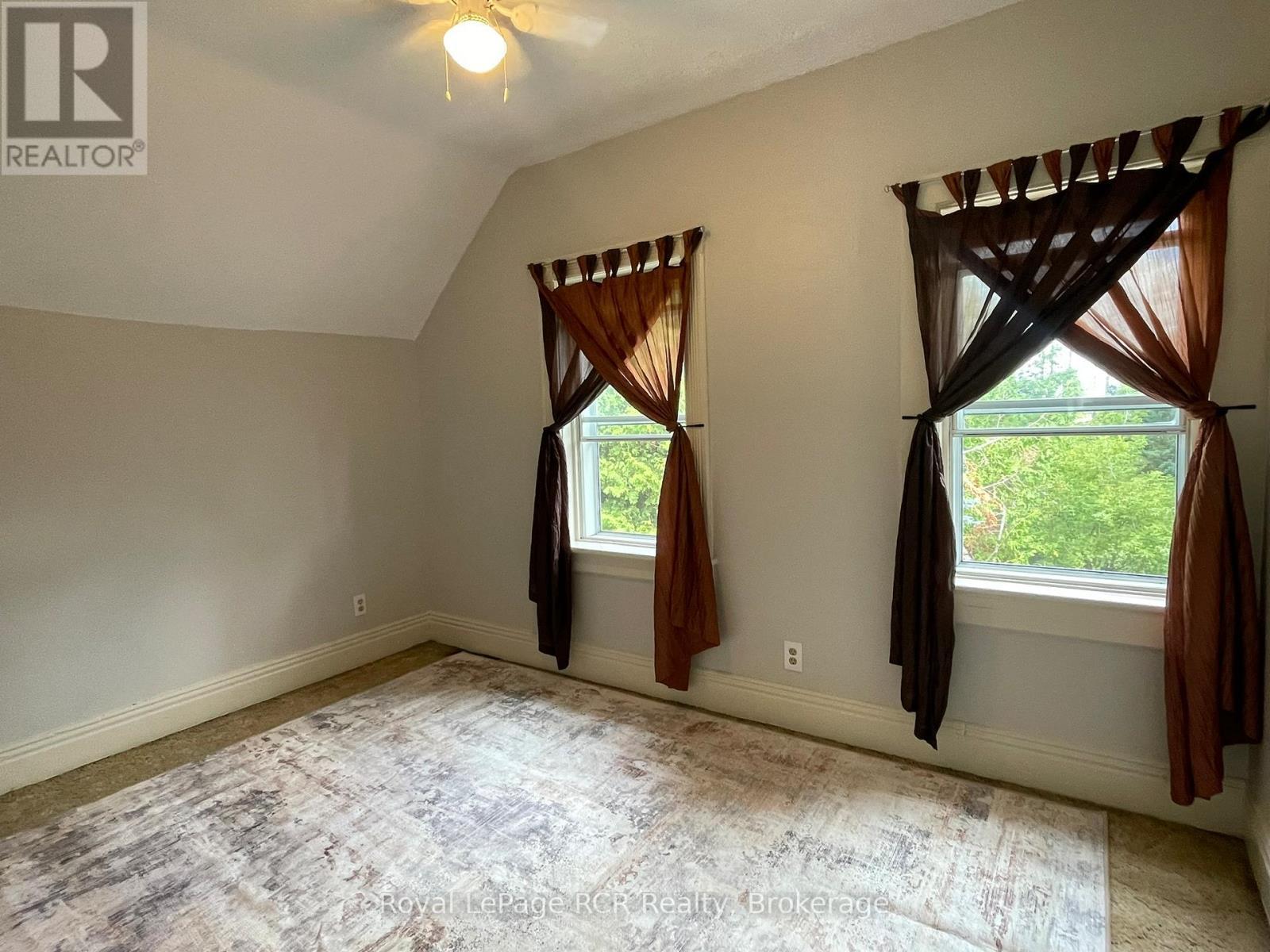 












349427 4TH CONCESSION B

,
Grey Highlands,




Ontario
N0C1M0

