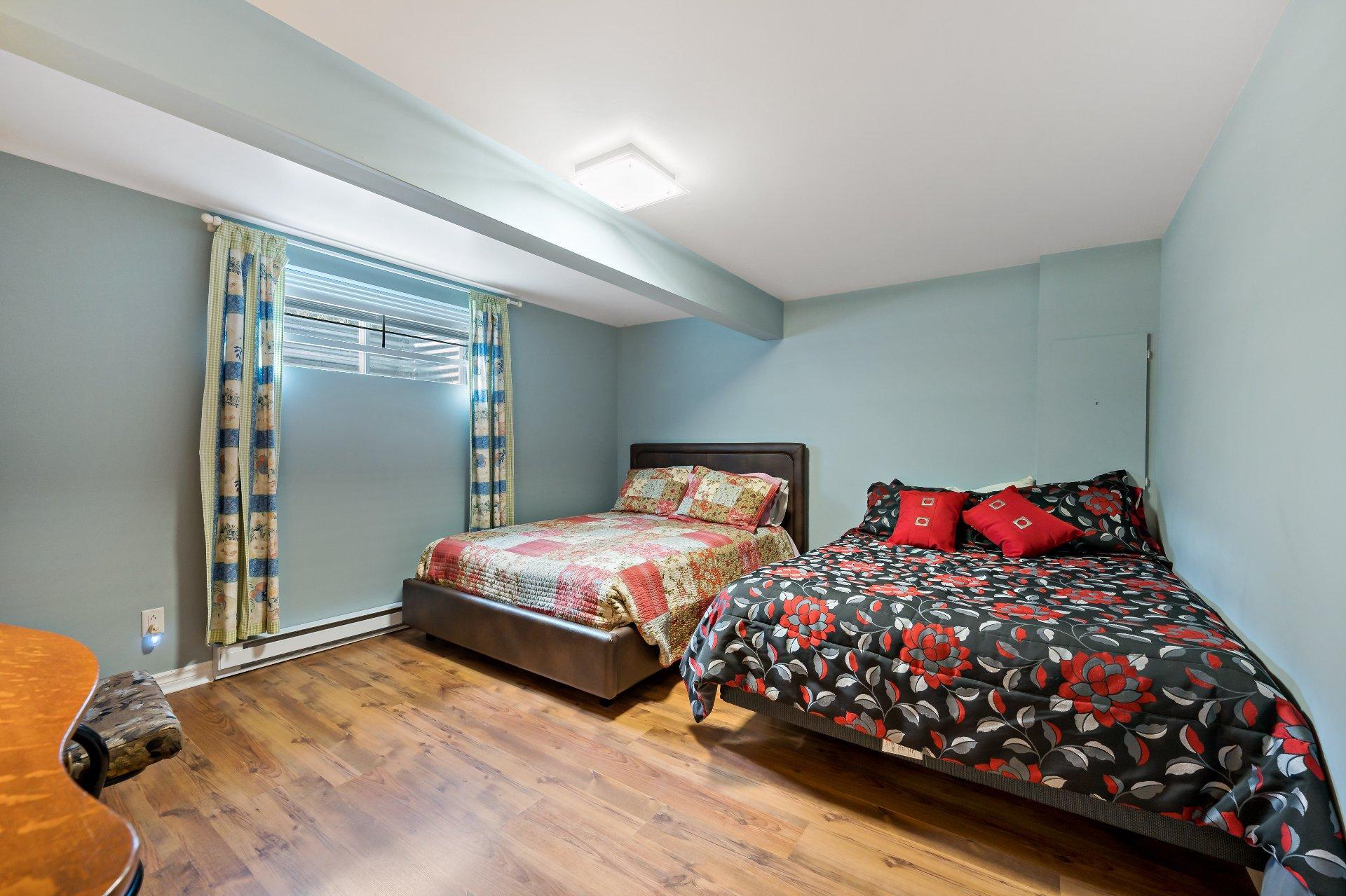 









535


Rue Émond

,
Mont-Tremblant,




QC
J8E2M4

