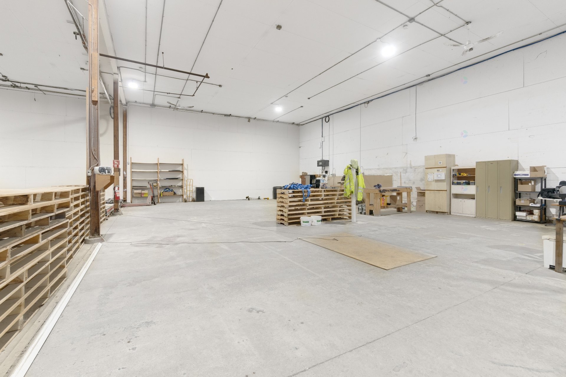 









70

 - 72


Rue Principale

, B,
Saint-François-Xavier-de-Brompton,




QC
J0B2V0

