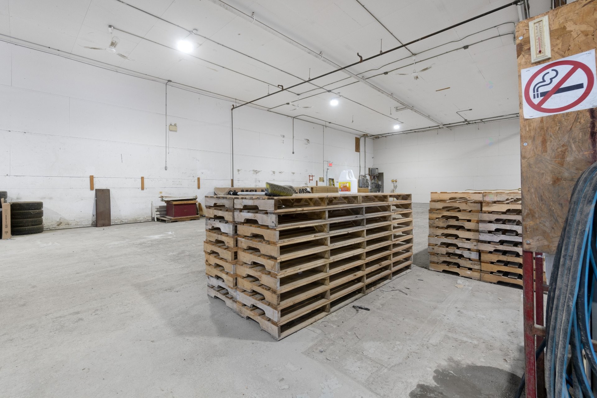 









70

 - 72


Rue Principale

, B,
Saint-François-Xavier-de-Brompton,




QC
J0B2V0

