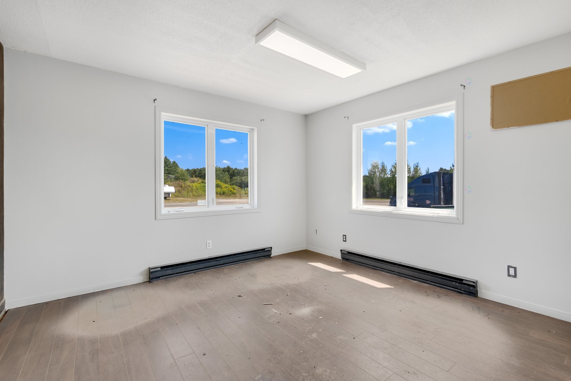 









70

 - 72


Rue Principale

, A,
Saint-François-Xavier-de-Brompton,




QC
J0B2V0

