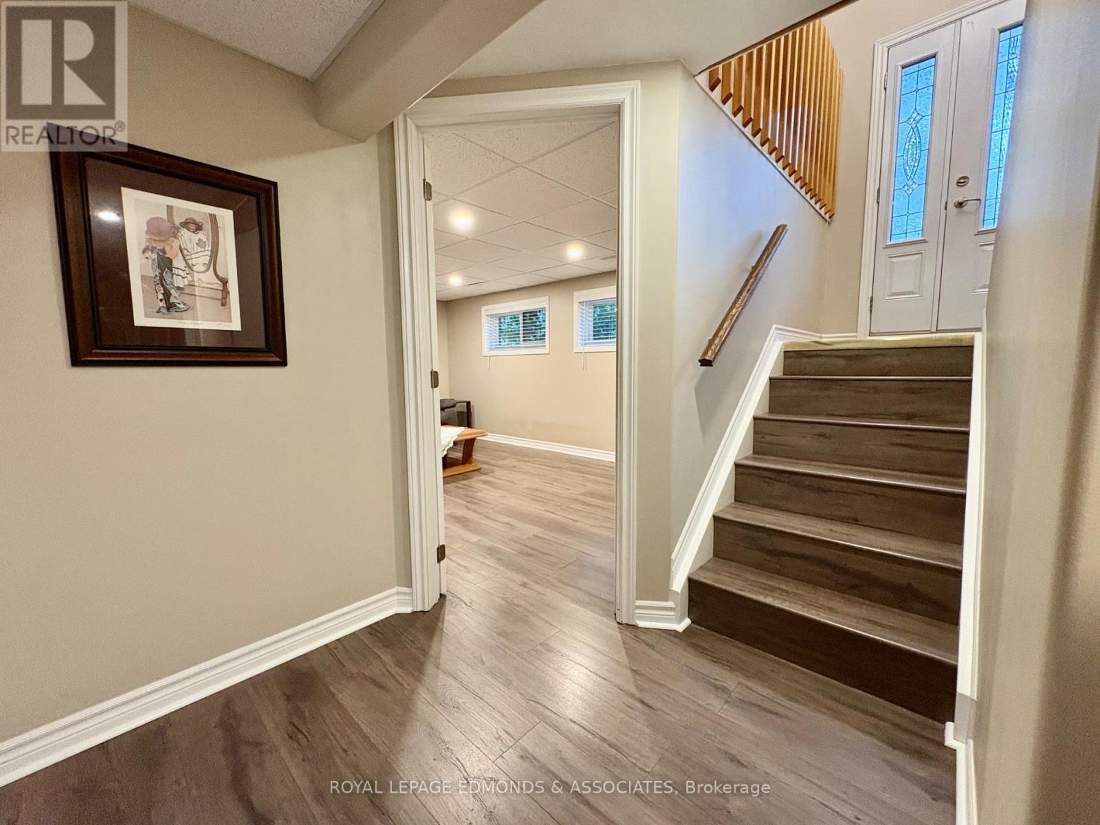 












19 SELLEY STREET

,
Petawawa,




Ontario
K8H3G9

