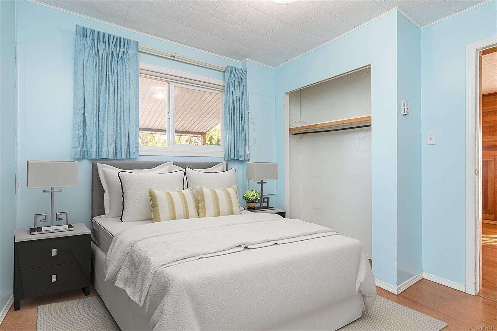 









402


Symonds

St,
Ladysmith,




BC
V9G 1A8


