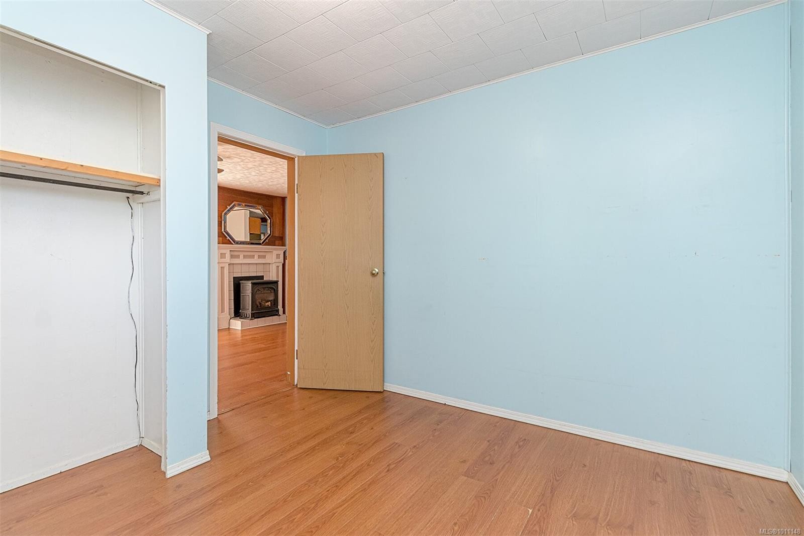 









402


Symonds

St,
Ladysmith,




BC
V9G 1A8

