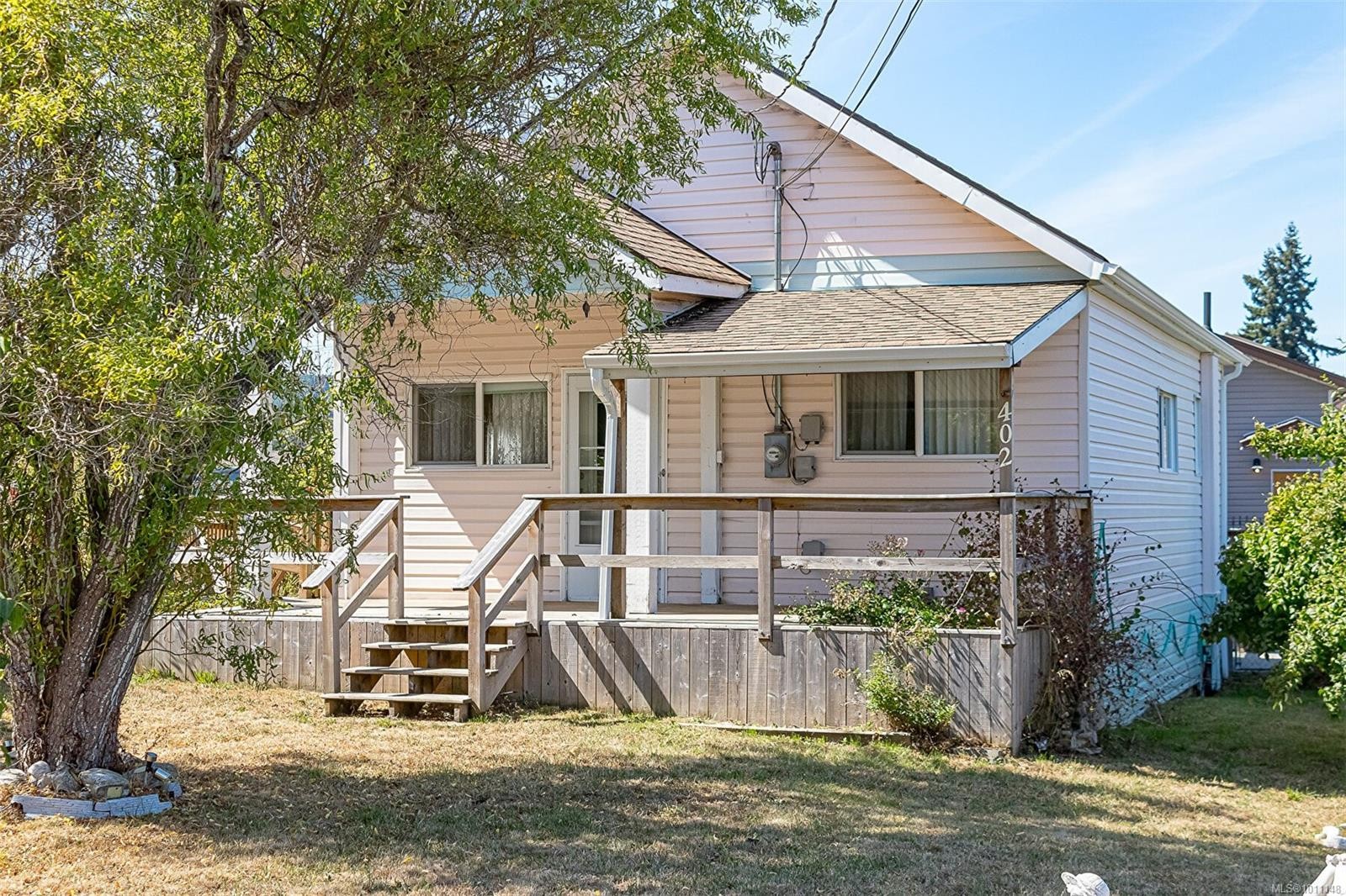 









402


Symonds

St,
Ladysmith,




BC
V9G 1A8

