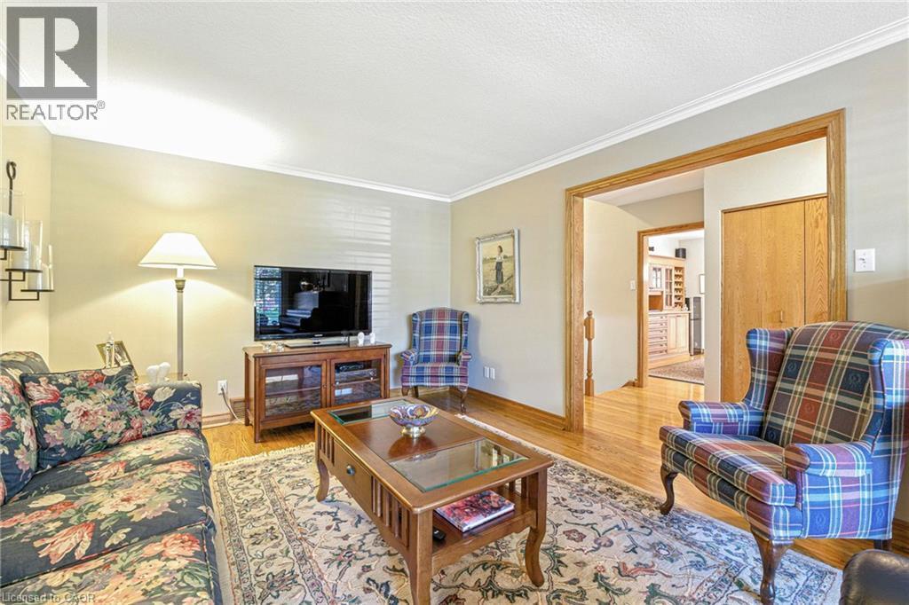 












298 GLEN AFTON Drive

,
Burlington,




Ontario
L7L1H1

