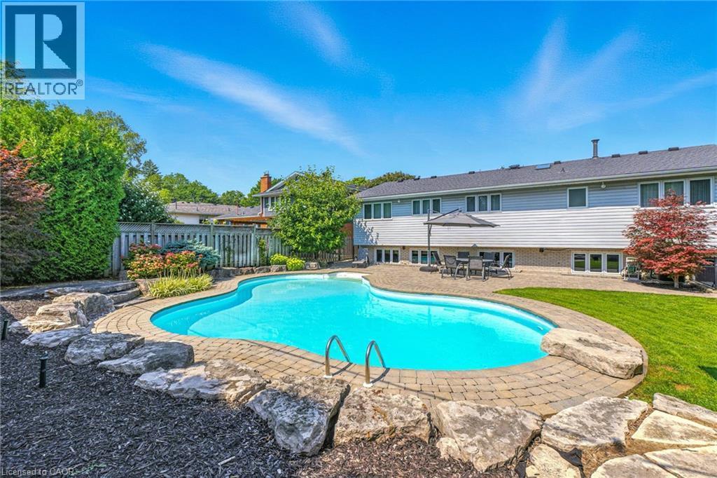 












298 GLEN AFTON Drive

,
Burlington,




Ontario
L7L1H1

