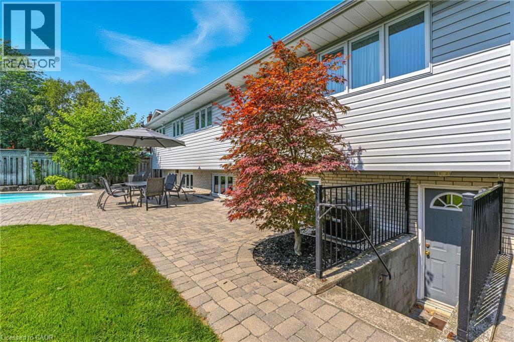 












298 GLEN AFTON Drive

,
Burlington,




Ontario
L7L1H1

