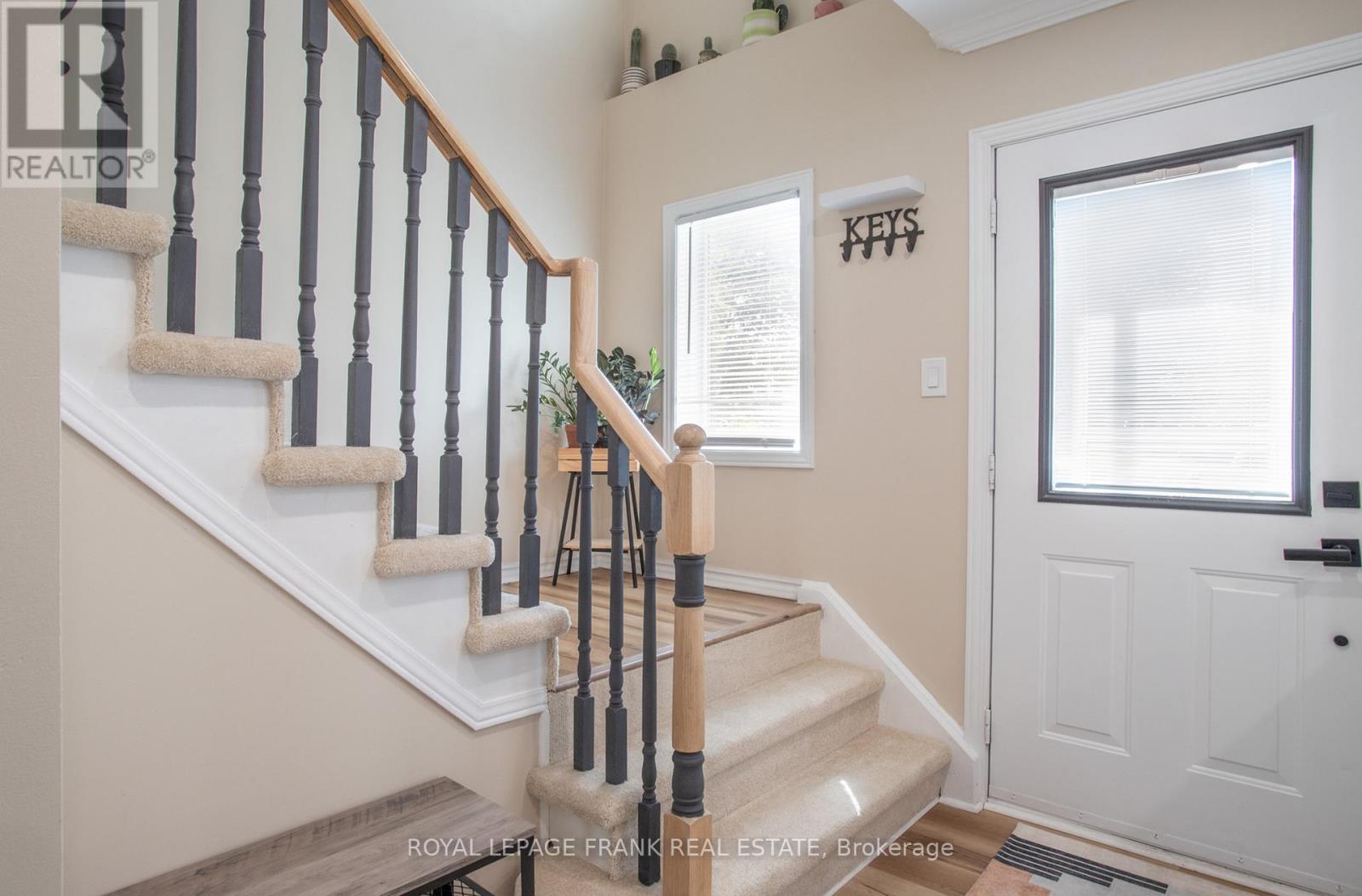 












57 ELFORD DRIVE

,
Clarington (Bowmanville),




Ontario
L1C4R4

