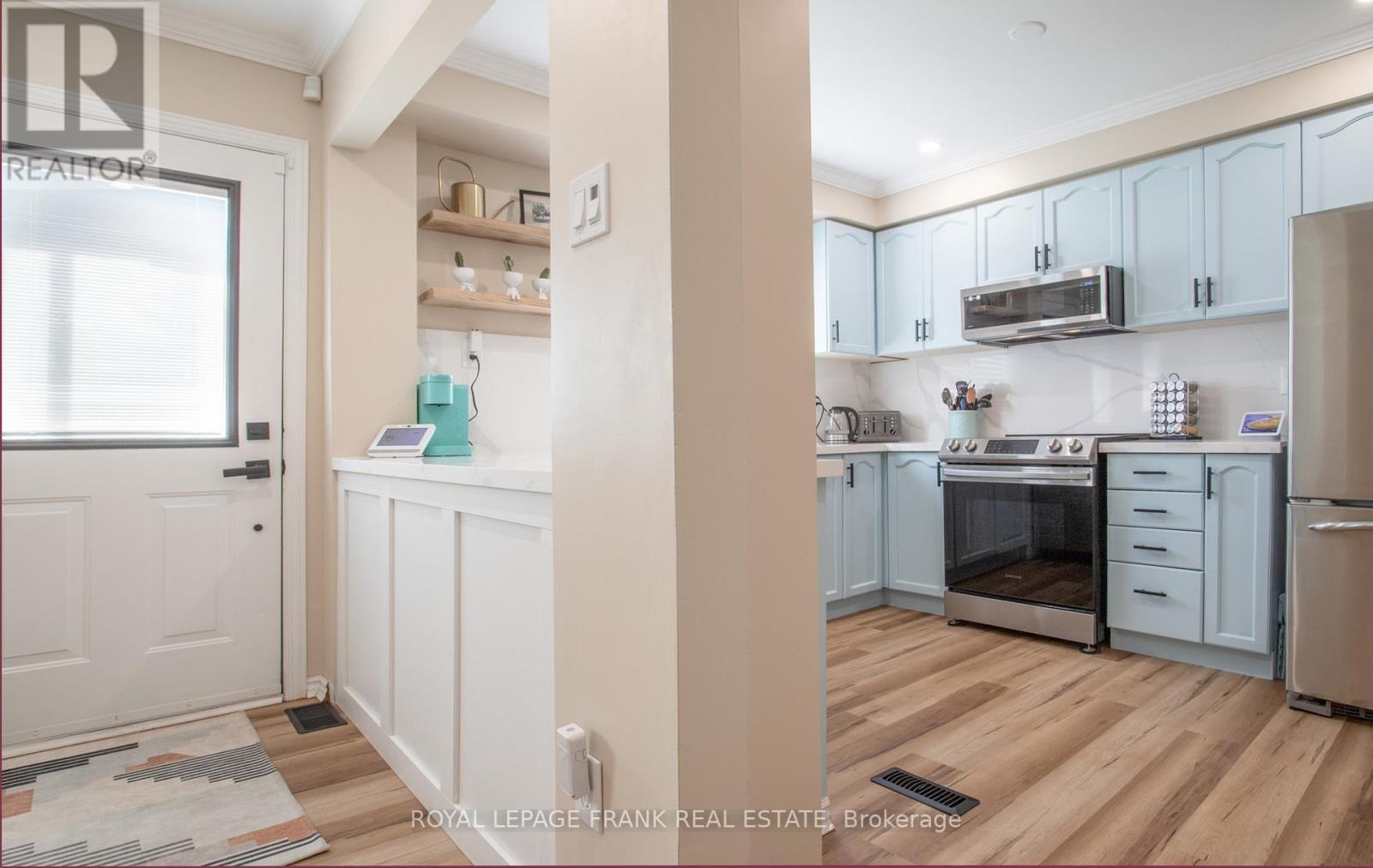 












57 ELFORD DRIVE

,
Clarington (Bowmanville),




Ontario
L1C4R4

