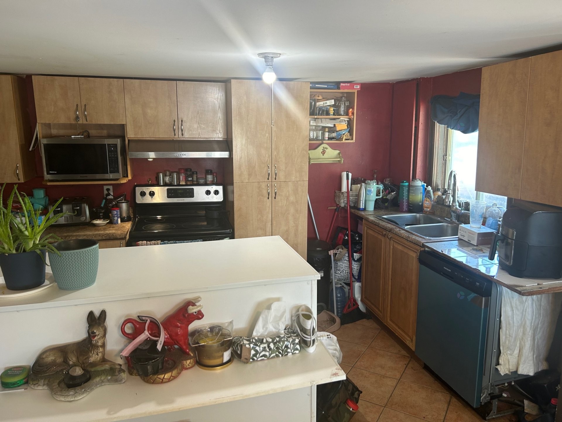 









41


Rue du Domaine-du-Repos

,
Sainte-Marie-Salomé,




QC
J0K2Z0

