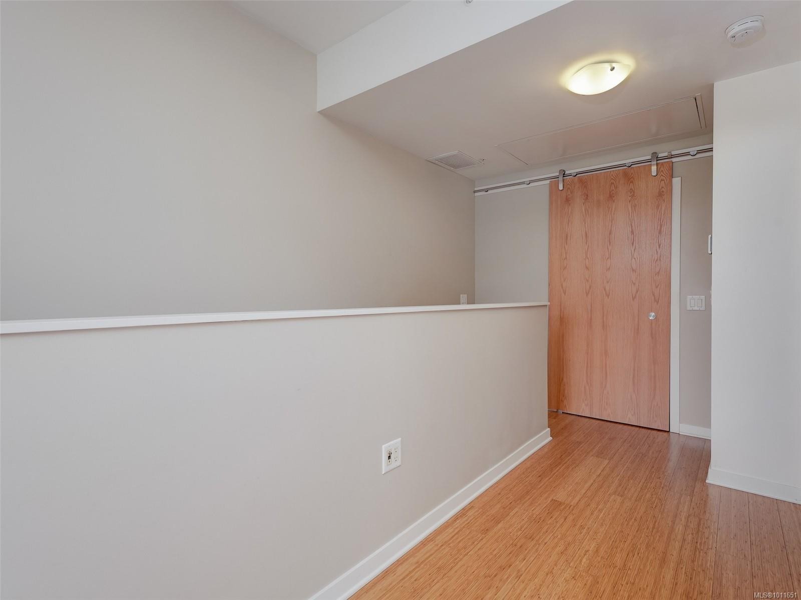 









379


TYEE

Rd, 101,
Victoria,




BC
V9A 0B4

