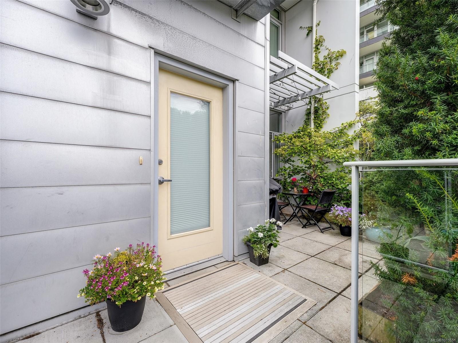 









379


TYEE

Rd, 101,
Victoria,




BC
V9A 0B4

