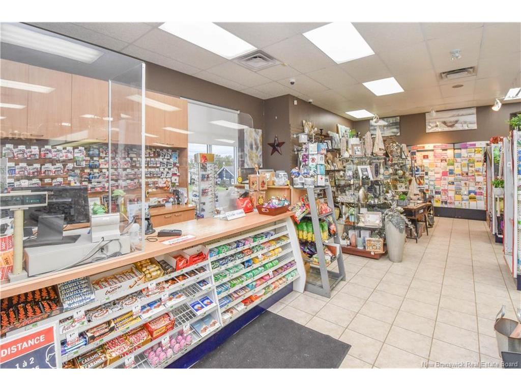 









1351


des Fondateurs

ST,
Paquetville,




NB
E8R 1A3


