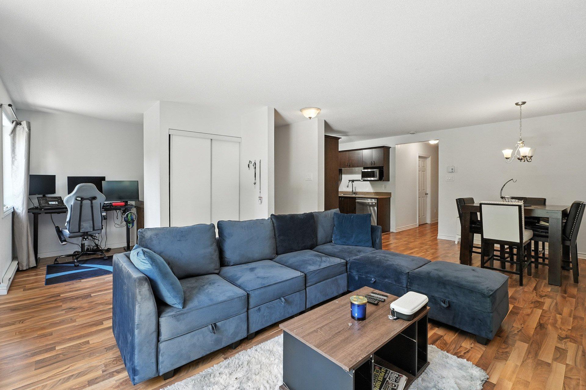 









18


Imp. Berthe Morisot

, 6,
Gatineau (Gatineau),




QC
J8P0A1

