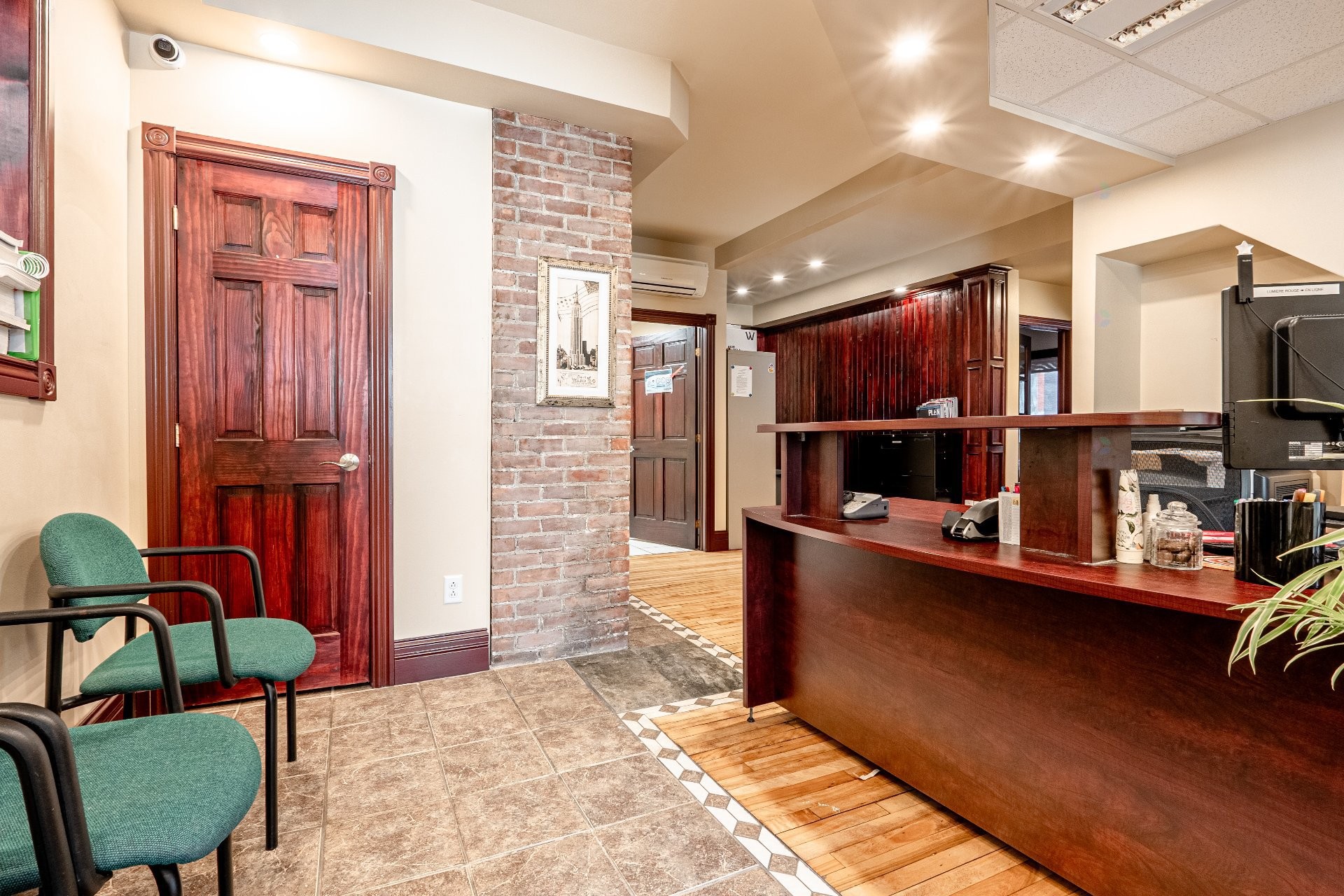 









1340


Rue King O.

,
Sherbrooke (Les Nations),




QC
J1J2B6

