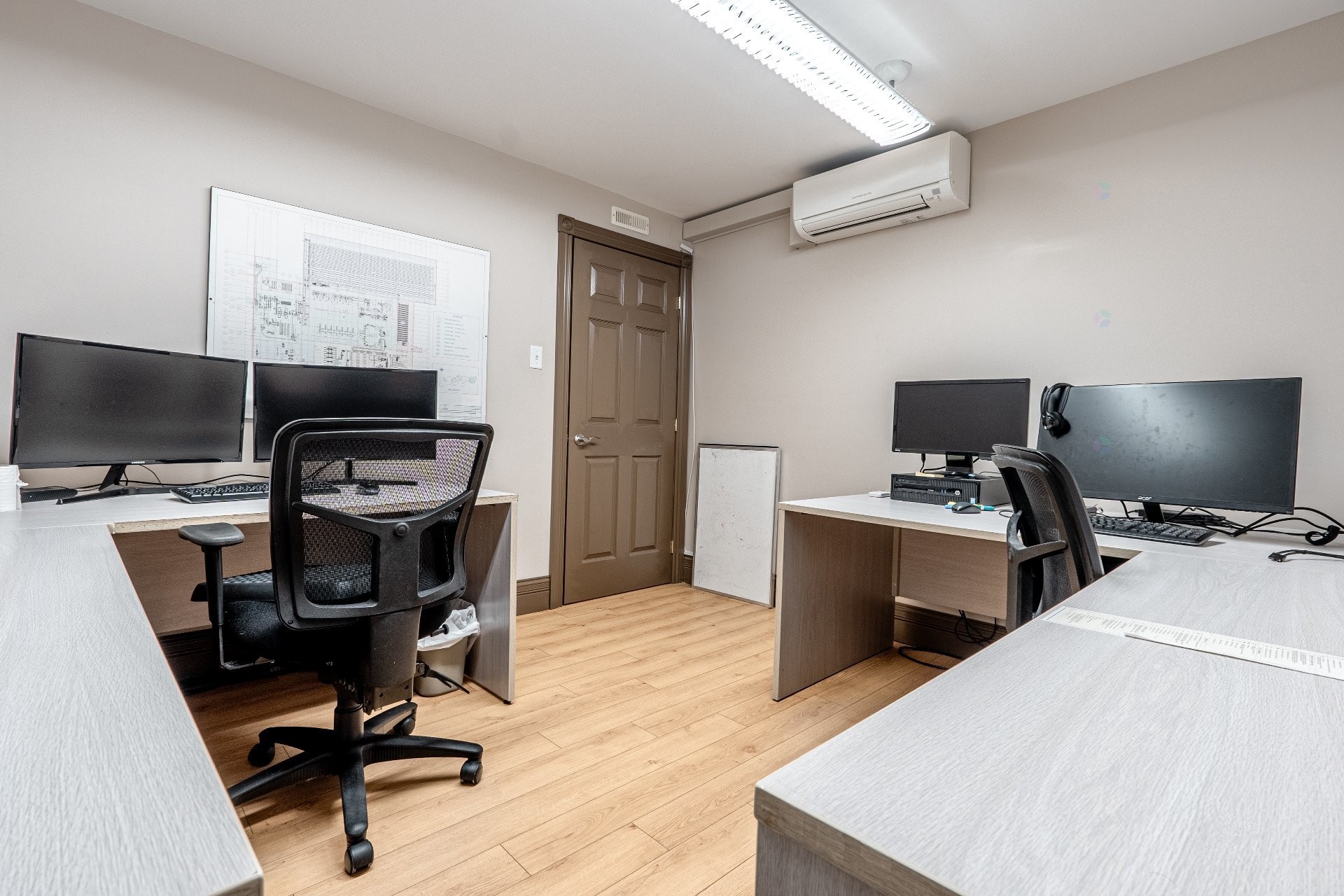 









1340


Rue King O.

,
Sherbrooke (Les Nations),




QC
J1J2B6

