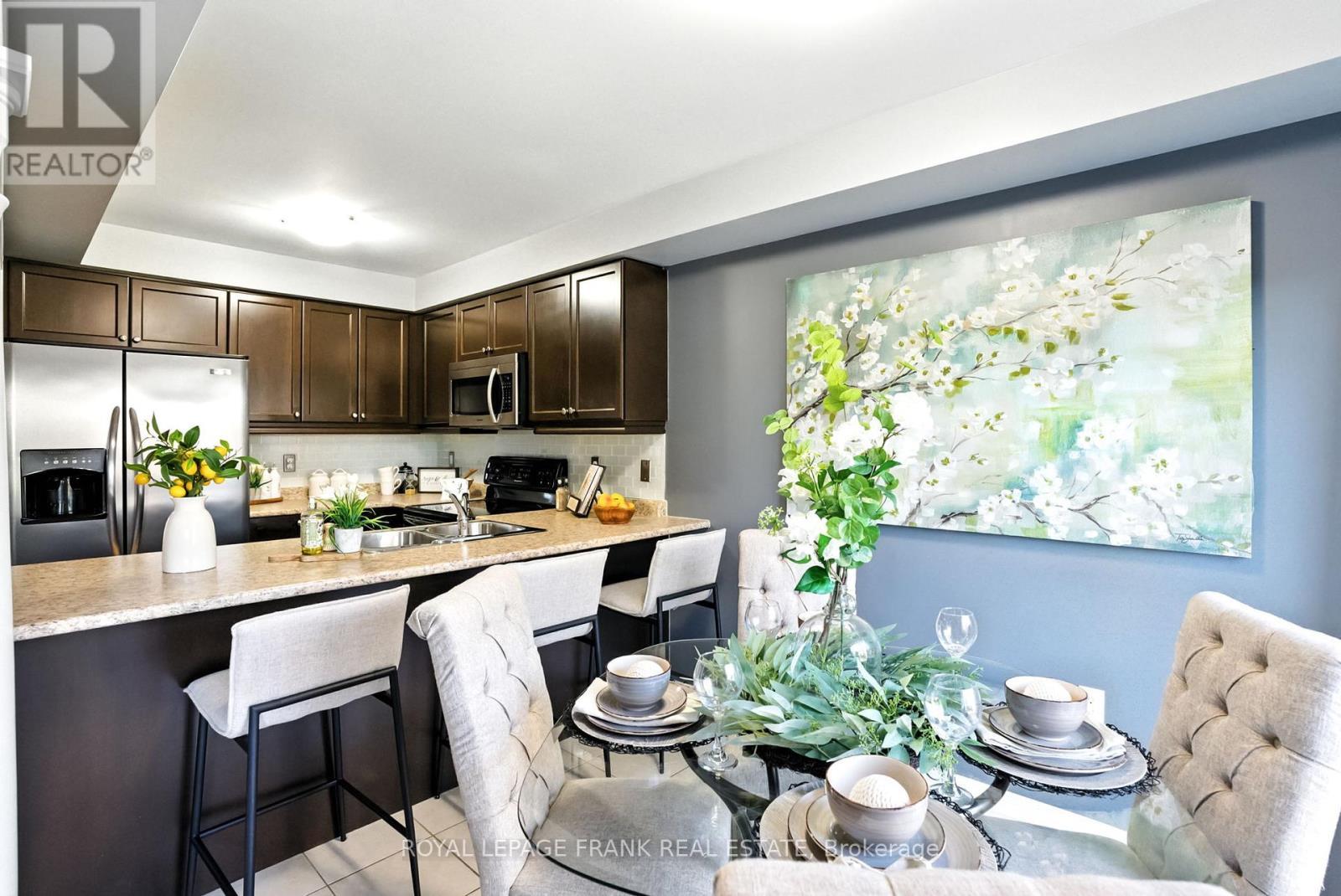 












170 COURVIER CRESCENT

,
Clarington (Bowmanville),




Ontario
L1C0E6

