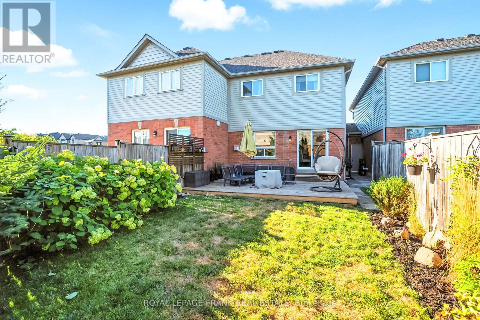 












170 COURVIER CRESCENT

,
Clarington (Bowmanville),




Ontario
L1C0E6

