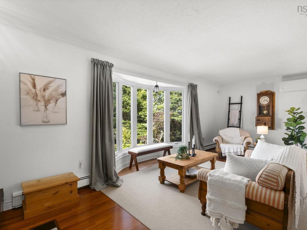 












369 Sambro Creek Road

,
Sambro Creek,




NS
B3V 1E9

