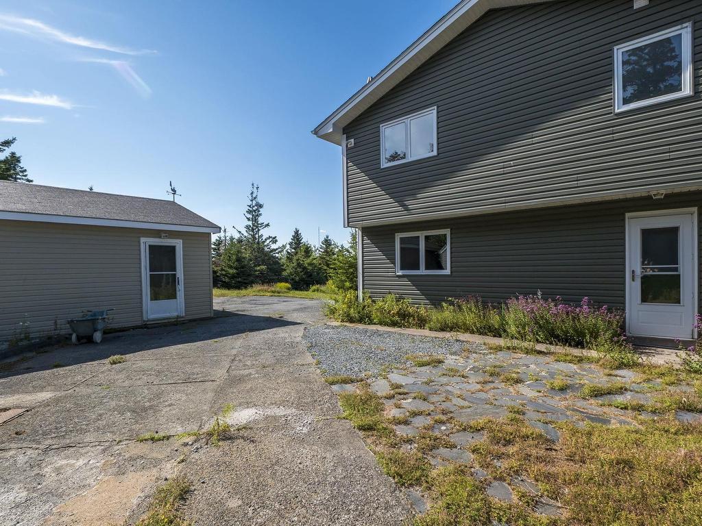 












369 Sambro Creek Road

,
Sambro Creek,




NS
B3V 1E9

