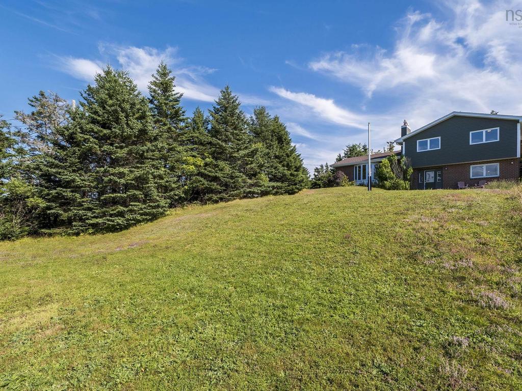 












369 Sambro Creek Road

,
Sambro Creek,




NS
B3V 1E9

