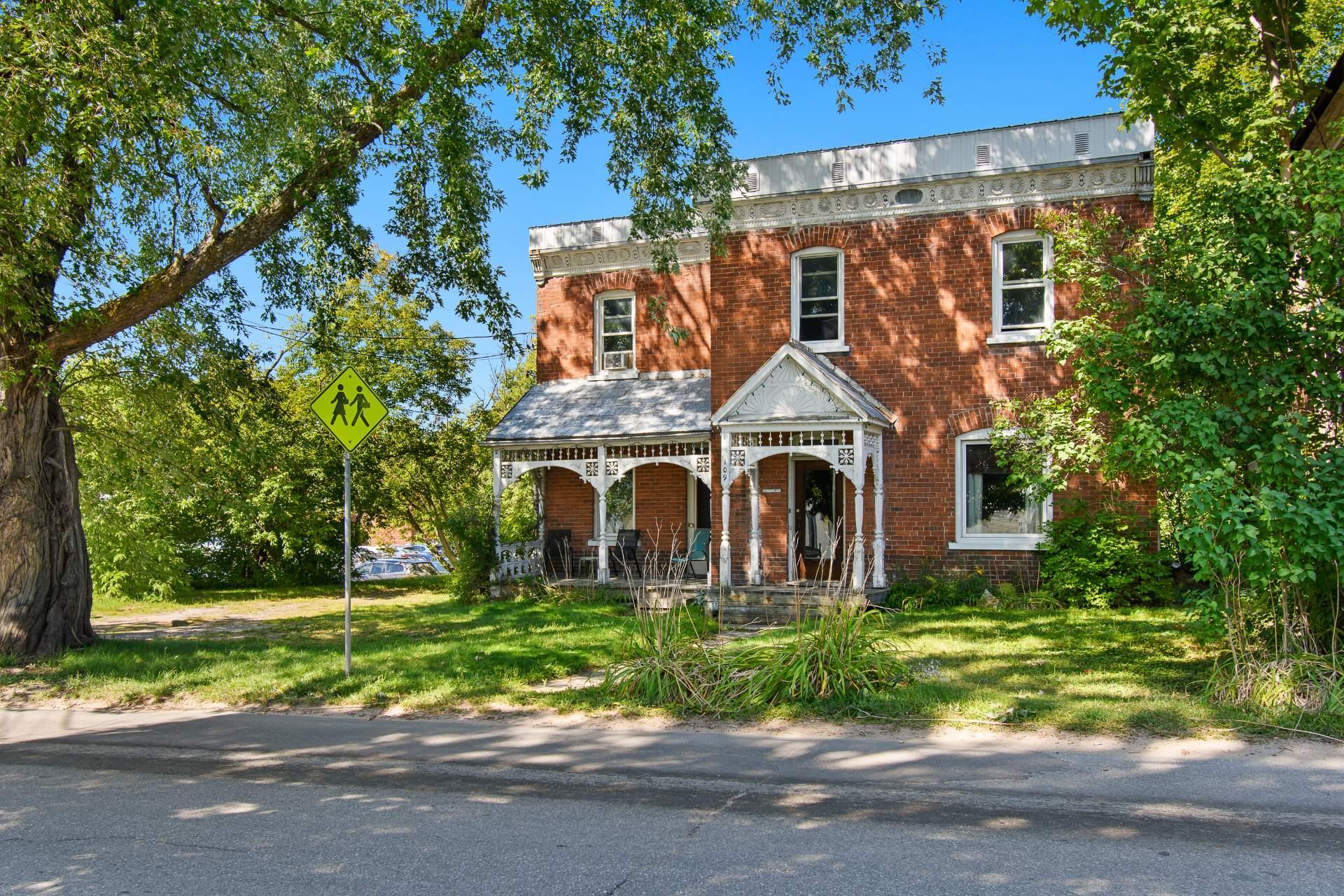 









109


Rue Centre

,
Shawville,




QC
J0X2Y0

