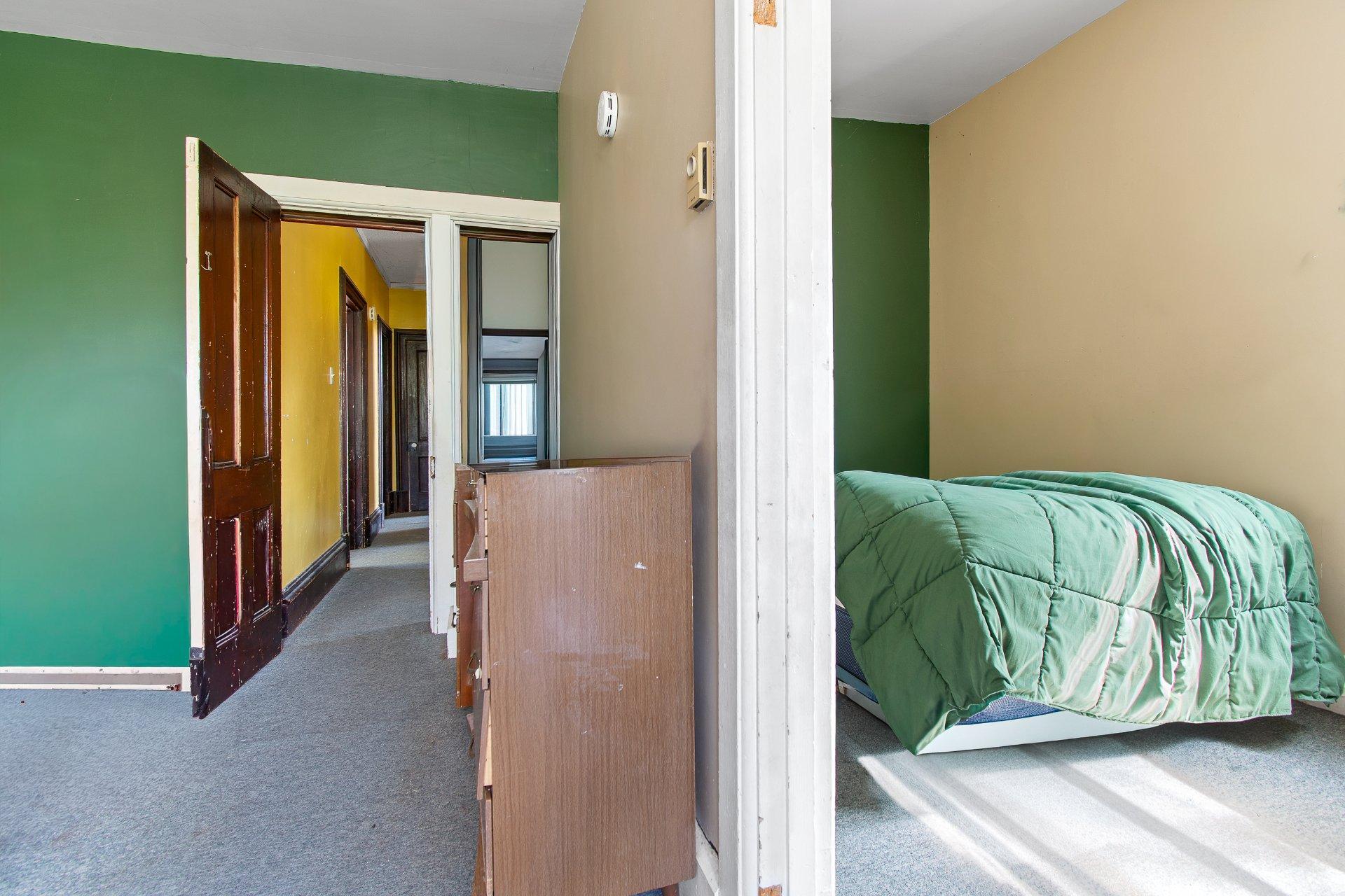 









109


Rue Centre

,
Shawville,




QC
J0X2Y0

