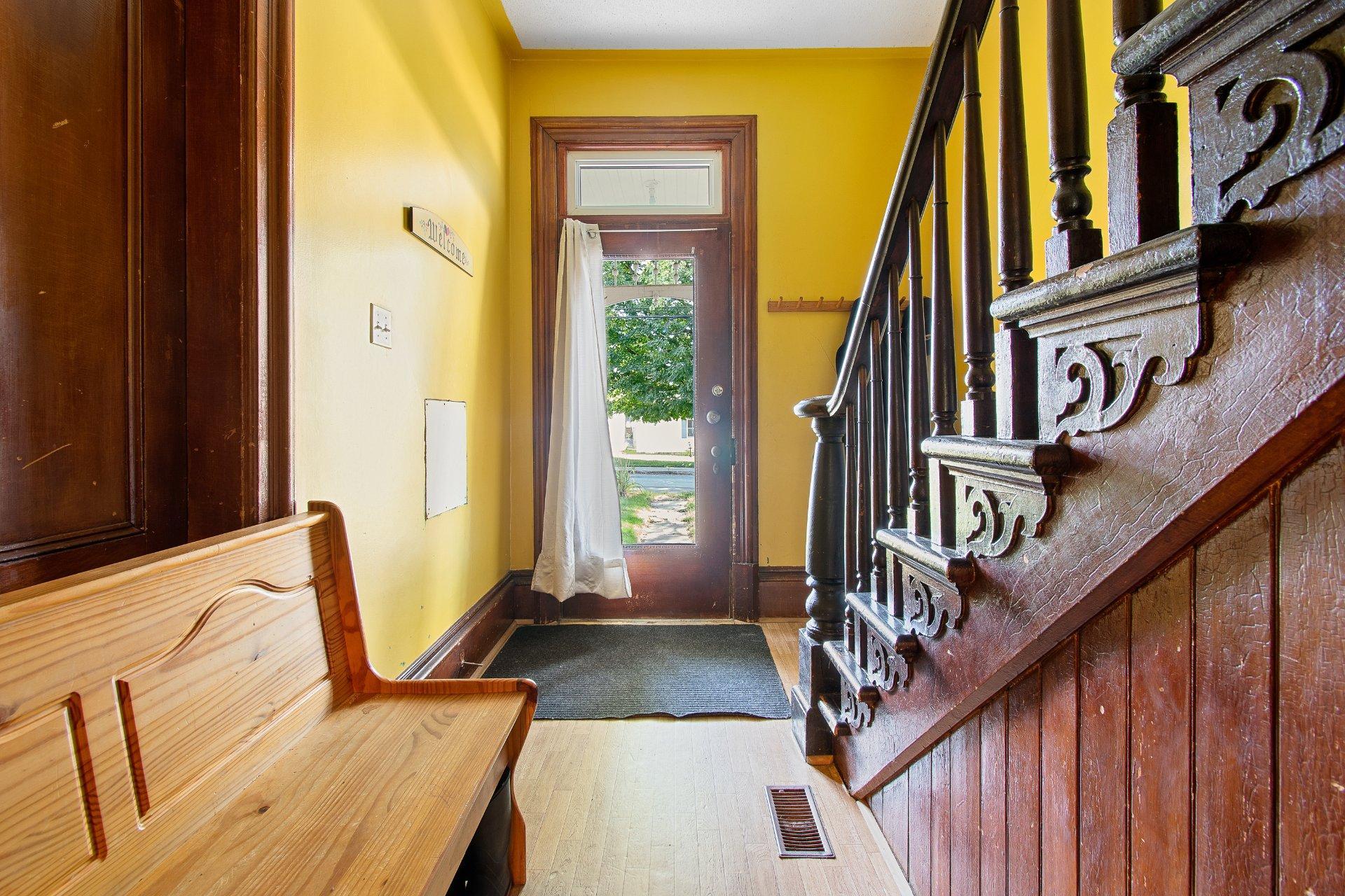 









109


Rue Centre

,
Shawville,




QC
J0X2Y0

