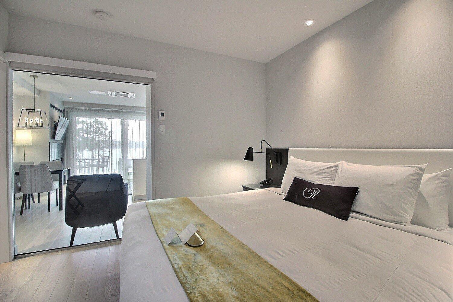 









694


Ch. Ripple Cove

, 115,
Ayer's Cliff,




QC
J0B1C0


