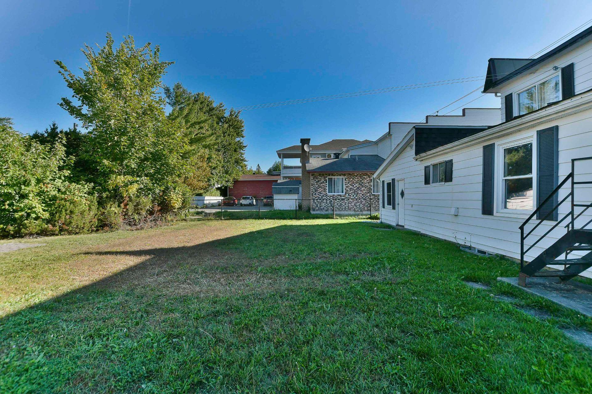 









89

 - 91


Rue Notre-Dame

,
L'Épiphanie,




QC
J5X2V4

