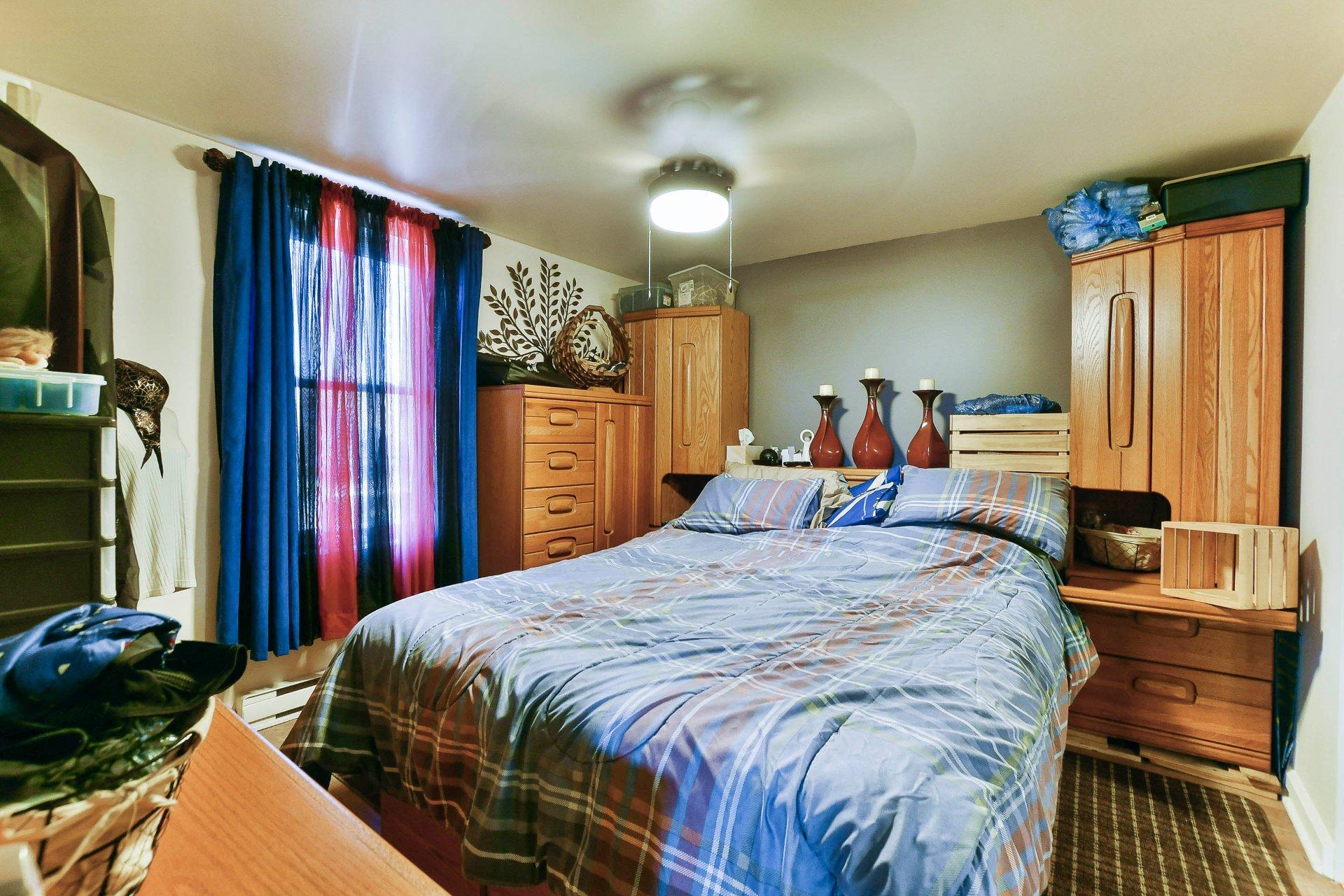 









89

 - 91


Rue Notre-Dame

,
L'Épiphanie,




QC
J5X2V4

