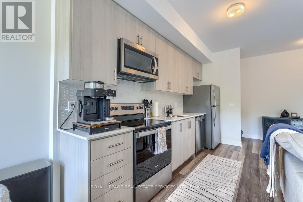












16 - 3538 COLONIAL DRIVE

,
Mississauga,




Ontario
L5L0C1

