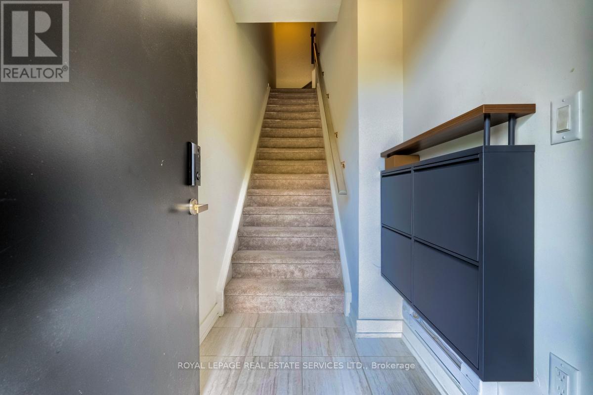












16 - 3538 COLONIAL DRIVE

,
Mississauga,




Ontario
L5L0C1

