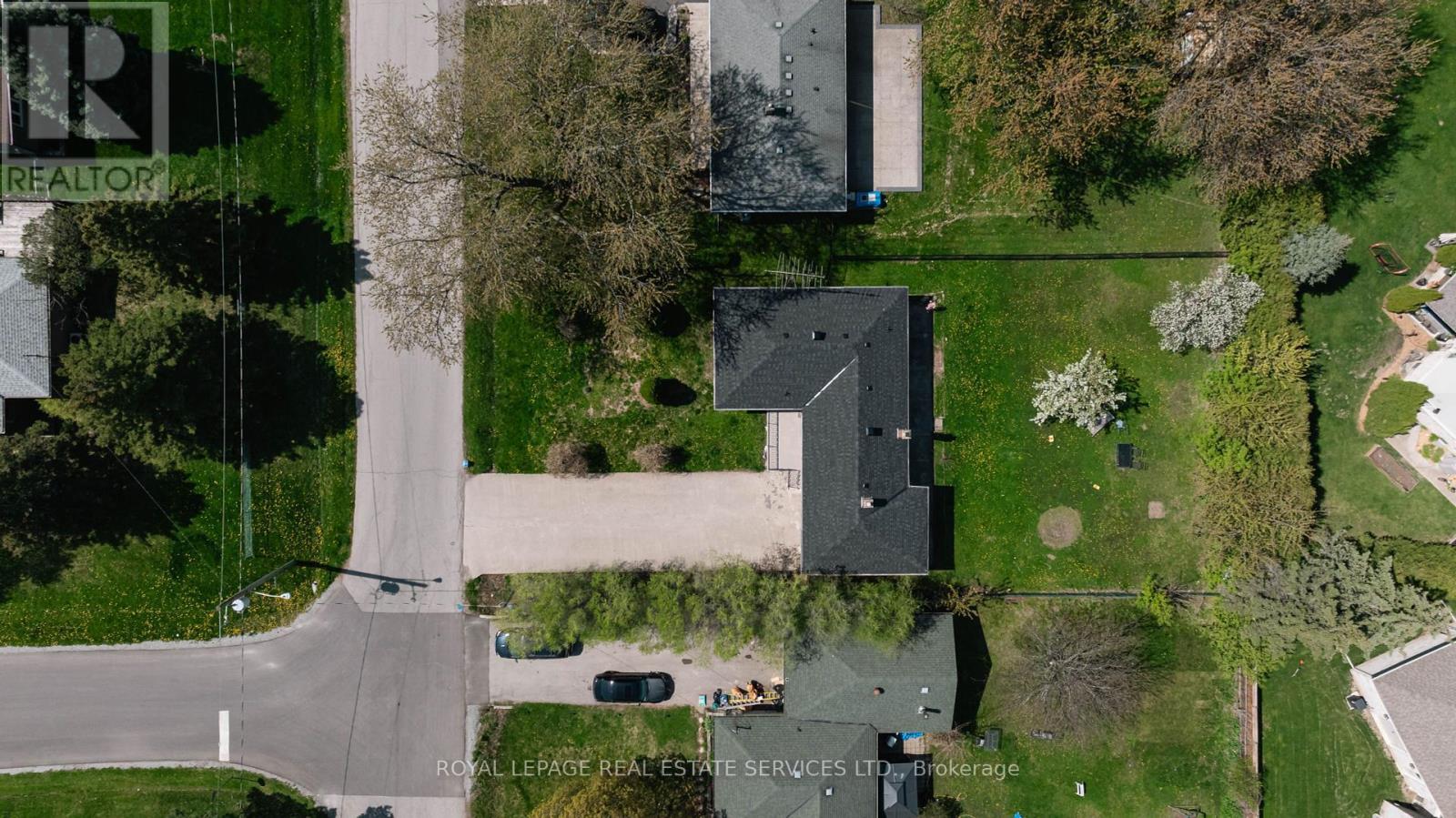 












365 SANDHURST DRIVE

,
Oakville,




Ontario
L6L4L1

