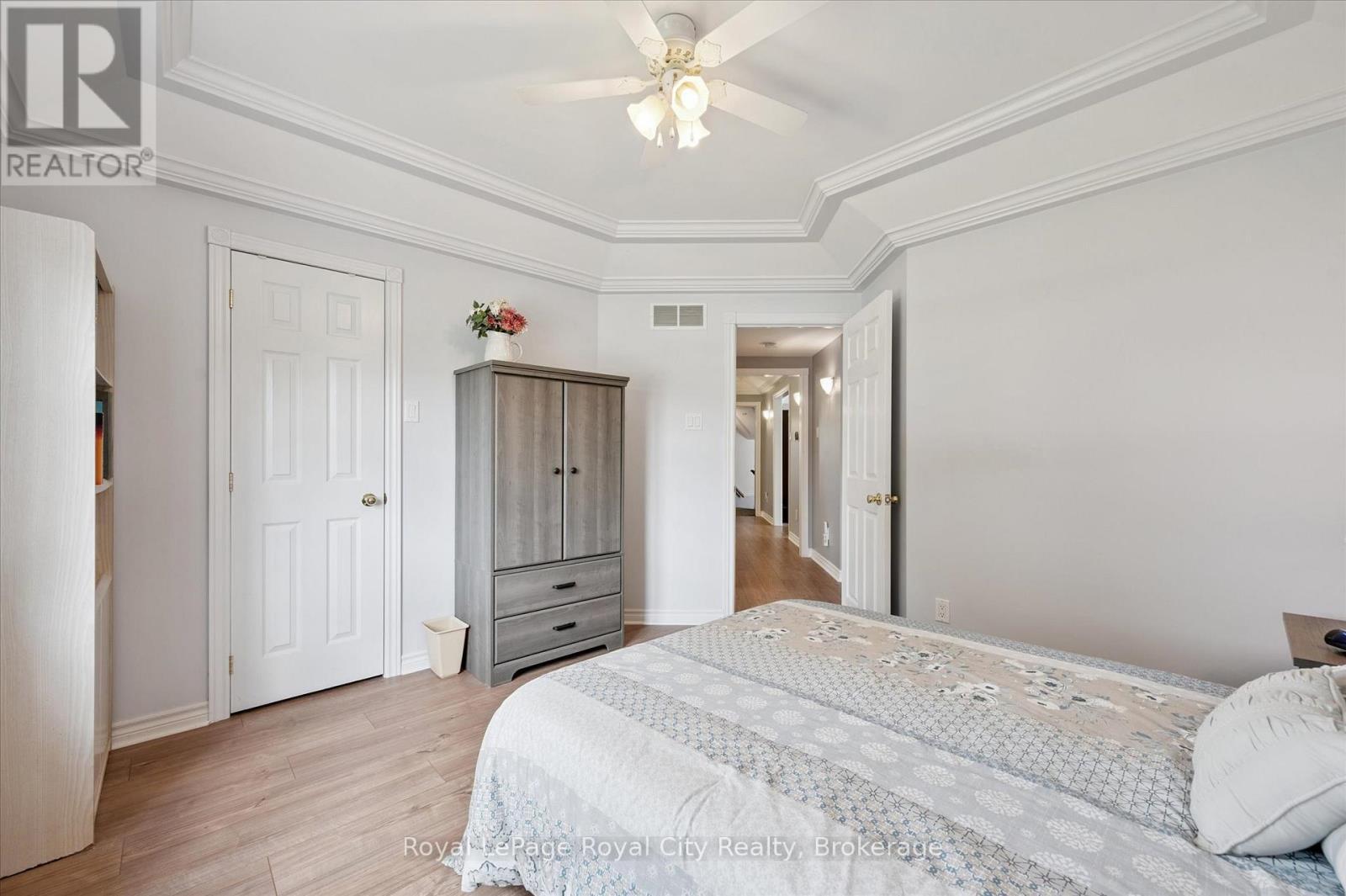 












8411 ERAMOSA/MILTON TOWNLINE

,
Guelph/Eramosa,




Ontario
N0B2K0

