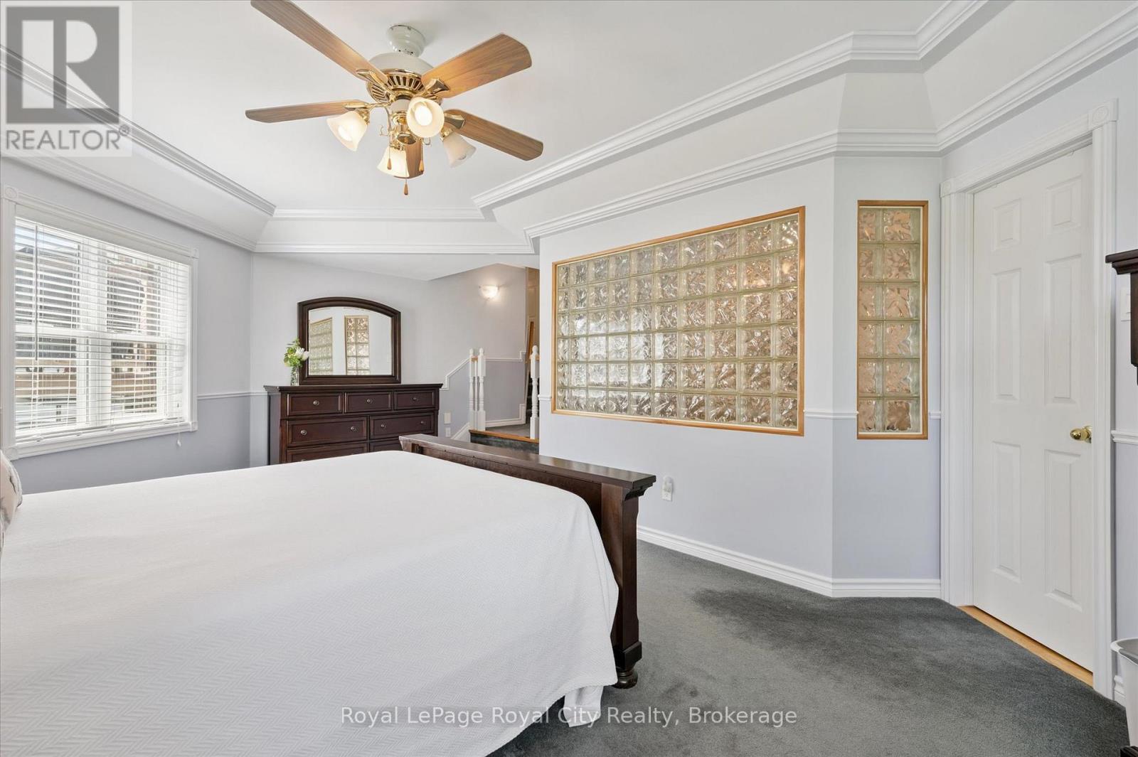 












8411 ERAMOSA/MILTON TOWNLINE

,
Guelph/Eramosa,




Ontario
N0B2K0

