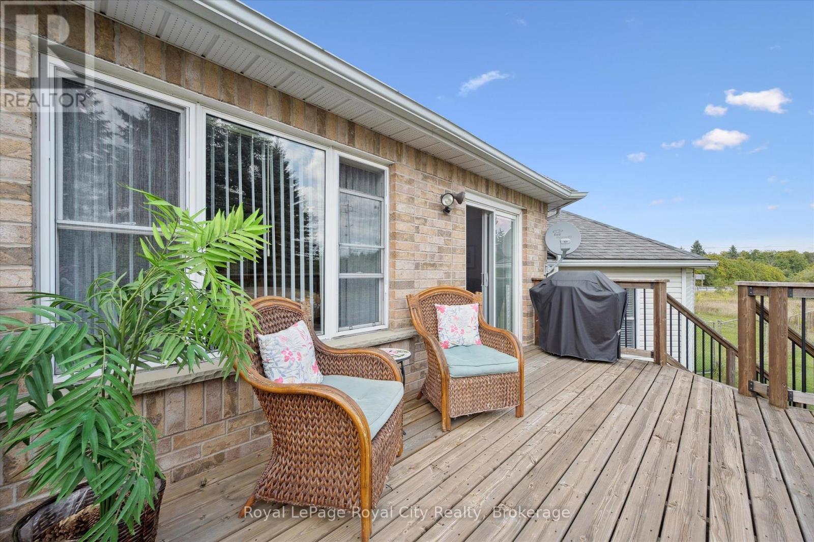 












8411 ERAMOSA/MILTON TOWNLINE

,
Guelph/Eramosa,




Ontario
N0B2K0

