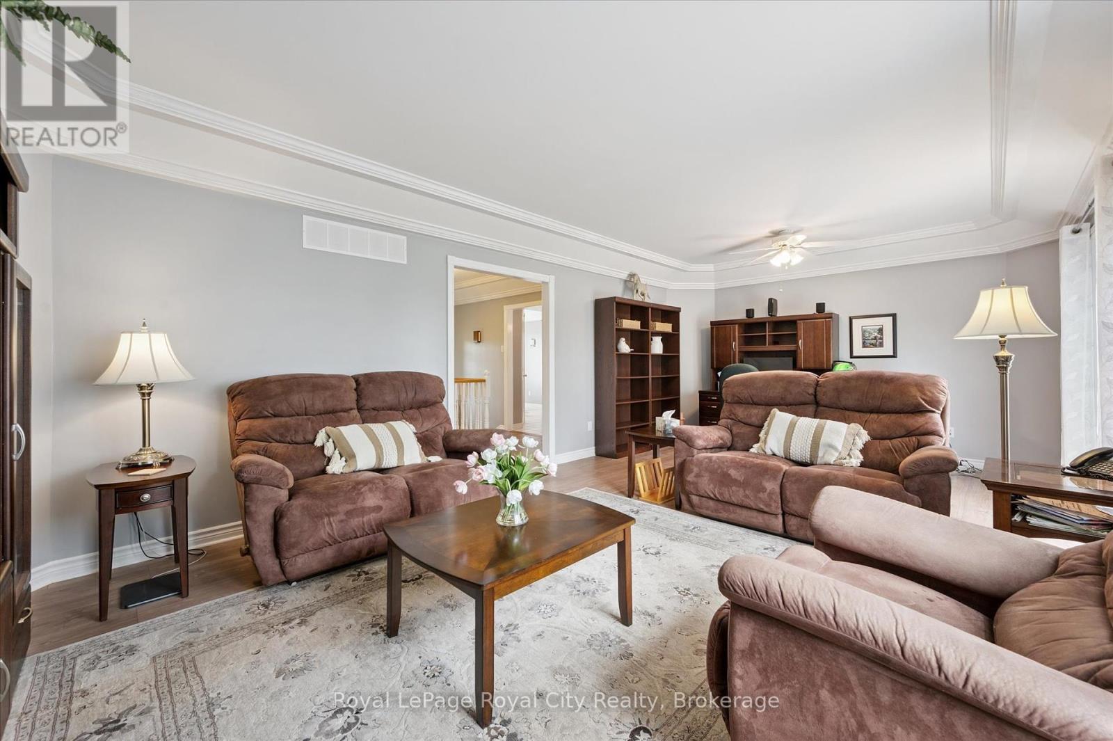 












8411 ERAMOSA/MILTON TOWNLINE

,
Guelph/Eramosa,




Ontario
N0B2K0

